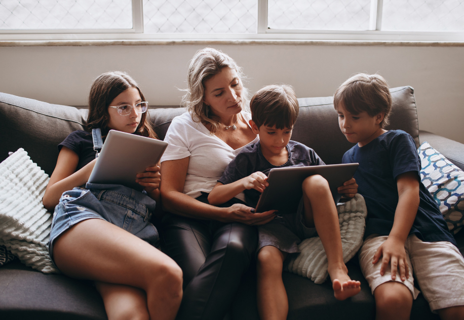 How to Be a Smart Parent in the Digital Age